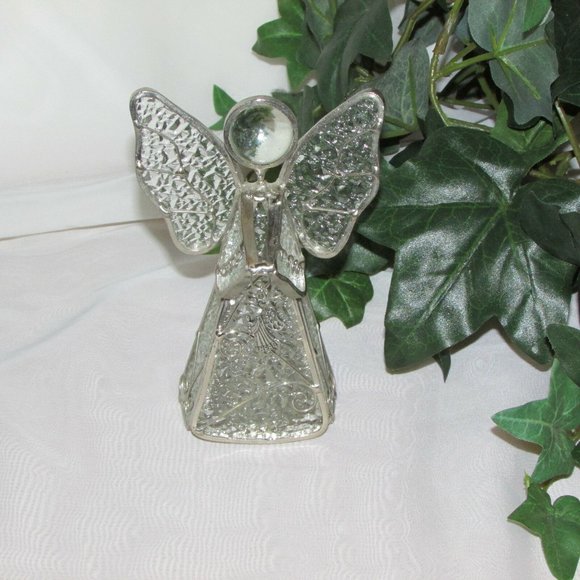 Art Glass Angel Tealight Candle Holder 5.5" Tall Pretty Christmas Holiday Decor - Picture 2 of 7